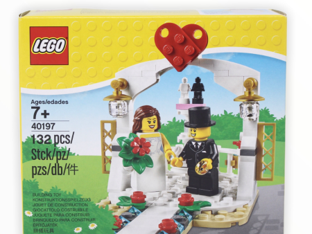 Retired Set 40197 LEGO Wedding Favor Set (2018) on Sale