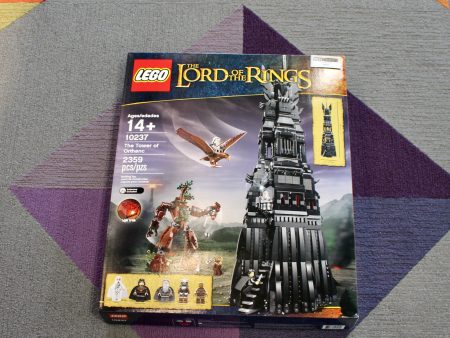 Retired Set 10237 The Lord of the Rings The Tower of Orthanc Fashion